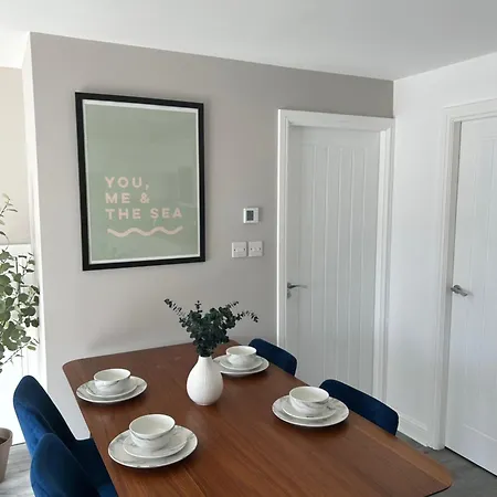 Beautiful By The Sea *