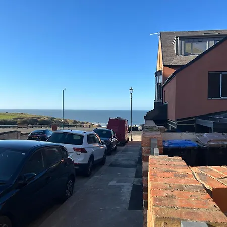 Beautiful By The Sea Apartman
